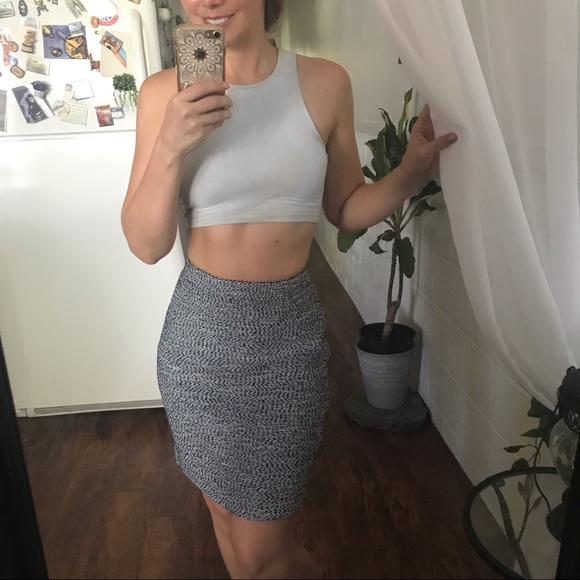 St. John Dresses & Skirts - St John Tweed Shimmer Pencil Skirt